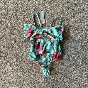 NWT Bailey's Blossoms‎ Tie Front Floral Swimsuit 18-24 Months Bathing Suit